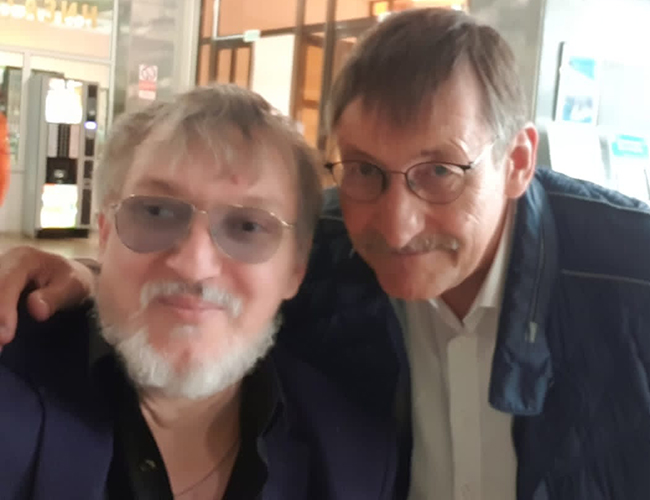 Selfie: Klaus Eberl mit dem russischen YouTuber Yuri Kuznezow.